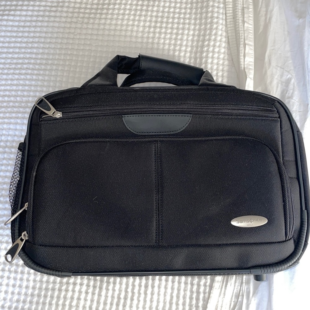 Samsonite Travel Bag, Brand New!